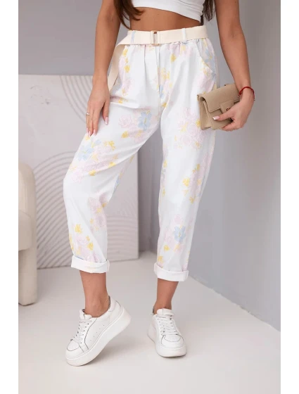 Dámské viskózové kalhoty s květinami a páskem bílé Dámské viskózové kalhoty s květinami a páskem bílé