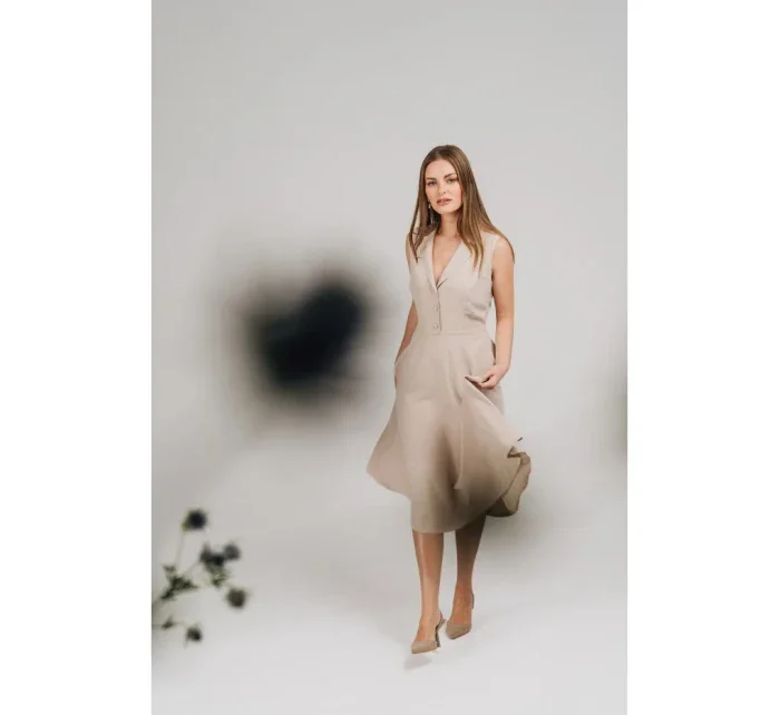 Košilové šaty ve střihu béžové model 21154751 - STYLOVE