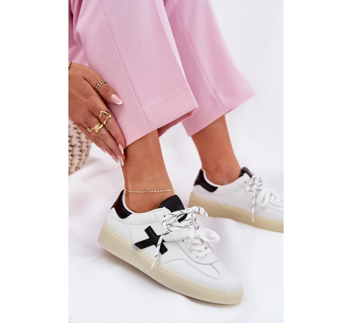 Nízké Dámské Sportovní Boty Bílé model 21685924 - Boto Nízké Dámské Sportovní Boty Bílé model 21685924 - Boto