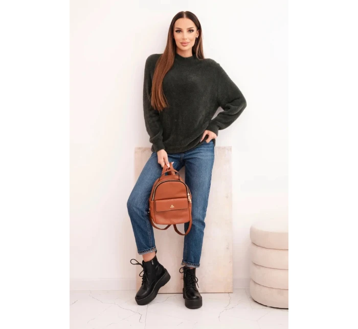 Dámský svetr s model 21780797 texturou a vlnou a dlouhým rukávem khaki - K-Fashion Dámský svetr s model 21780797 texturou a vlnou a dlouhým rukávem khaki - K-Fashion