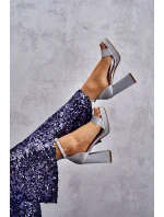 Lesklé Sandály Na Mohutném Podpatku Stříbrné Calmi Lesklé Sandály Na Mohutném Podpatku Stříbrné Calmi