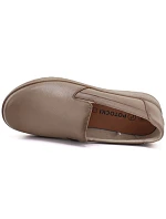 Dámské kožené polobotky na klínovém podpatku, model 22317052 - Potocki Dámské kožené polobotky na klínovém podpatku, model 22317052 - Potocki