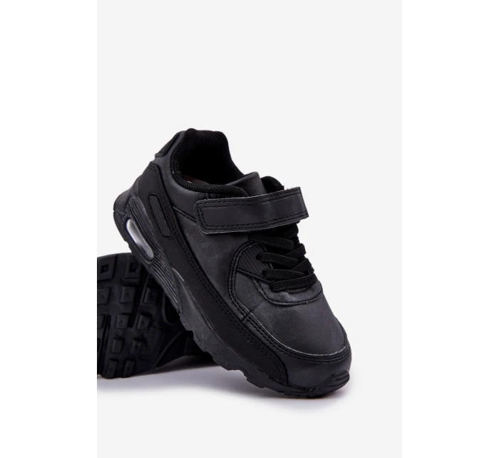 Dětské tenisky na suchý zip černé model 21664086 - Boto Dětské tenisky na suchý zip černé model 21664086 - Boto