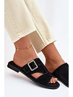 Semišové dámské nazouváky na nízkém podpatku s přezkou Big Star TT274477 Černé Semišové dámské nazouváky na nízkém podpatku s přezkou Big Star TT274477 Černé