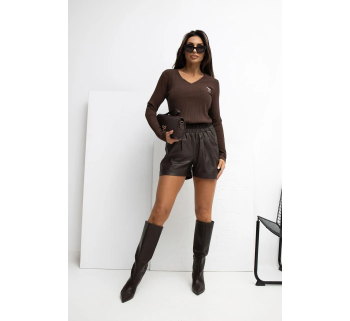 Halenka  model 221823 Rue Paris