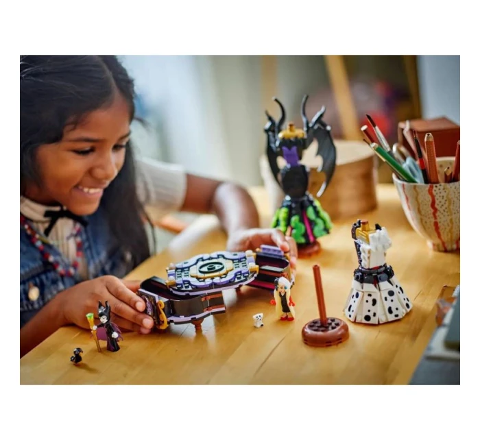 LEGO DISNEY CLASSIC 43262 Šaty Diaboliny a Cruelly de Mon LEGO DISNEY CLASSIC 43262 Šaty Diaboliny a Cruelly de Mon