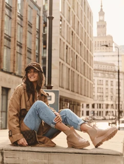 Lakované Botky Kalhoty Na Platformě Big Star model 21634312 Bežové - Big Star Shoes