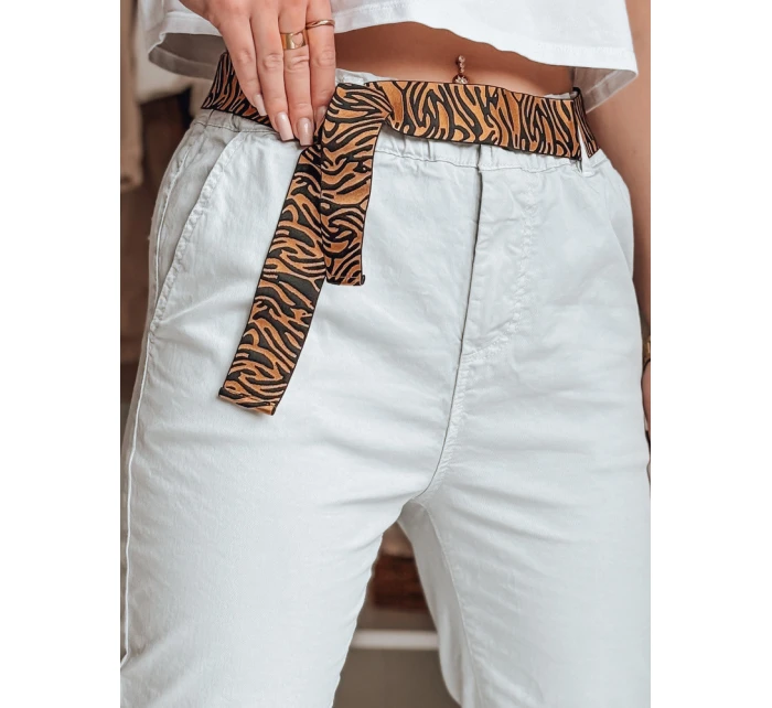 Dámské kalhoty s páskem MADELINA světle šedé FashionStreet UY2625