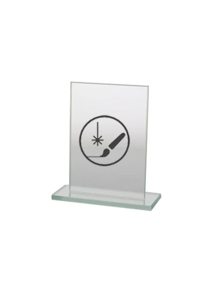 Gravírovaná skleněná trofej + malířská výplň Gravírovaná skleněná trofej + malířská výplň