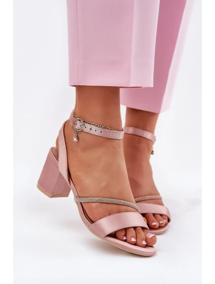 Sandály na podpatku  model 213010 Step in style