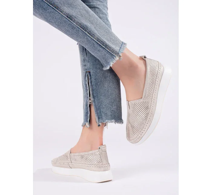 Pohodlné dámské zlaté  polobotky bez podpatku