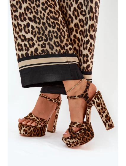 Dámské Sandály Na Podpatku A Platformě Eko Kožené Béžové model 21688879 - Boto Dámské Sandály Na Podpatku A Platformě Eko Kožené Béžové model 21688879 - Boto