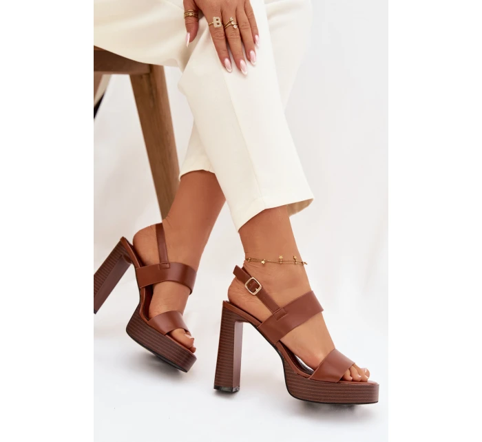 Dámské sandály na podpatku a platformě Eko kůže Camel model 21943444 - Boto Dámské sandály na podpatku a platformě Eko kůže Camel model 21943444 - Boto