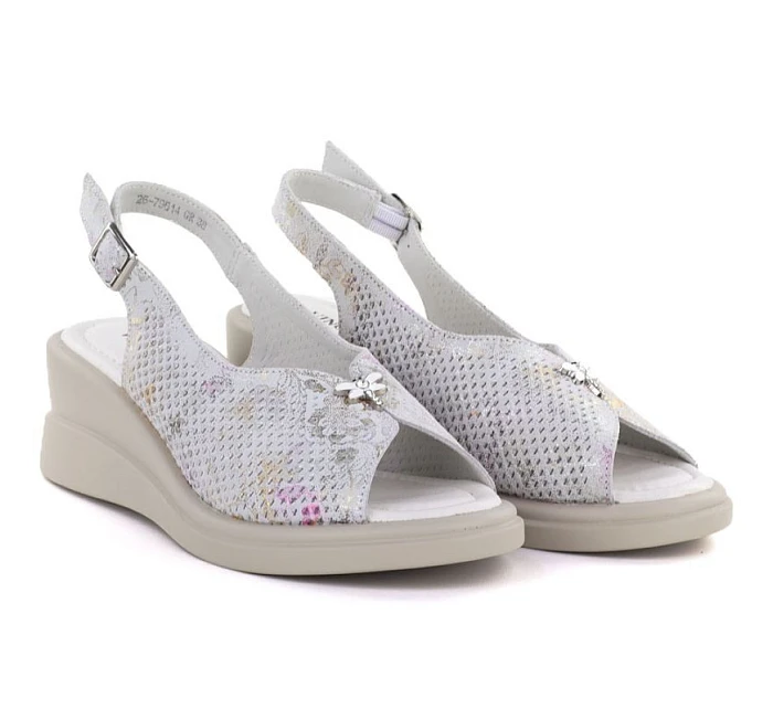 Šedé kožené dámské sandály na platformě Vinceza 26-79614 Šedé kožené dámské sandály na platformě Vinceza 26-79614