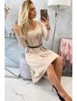 Šaty s ozdobným páskem a nápisem beige