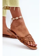 Dámské sandály z ekokože na ploché podrážce hnědé model 21657550 - Boto Dámské sandály z ekokože na ploché podrážce hnědé model 21657550 - Boto