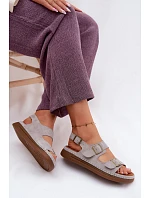 Kožené semišové dámské sandály s přezkami Vinceza 79620 šedé