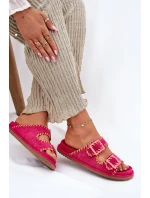 Dámské Pantofle S Přezkami A Dekorativním Fuchsie model 21696562 - Boto Dámské Pantofle S Přezkami A Dekorativním Fuchsie model 21696562 - Boto