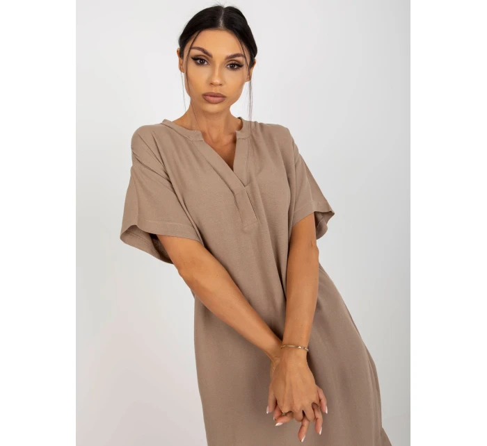 Sukienka TW SK BE model 18496729 ciemny bezowy - FPrice Sukienka TW SK BE model 18496729 ciemny bezowy - FPrice