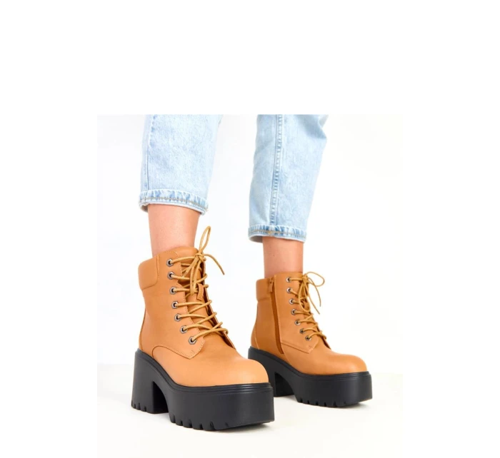 Boty na podpatku  model 217927 Solea