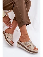Kožené dámské sandály na platformě model 22101277 béžové - S.Barski Kožené dámské sandály na platformě model 22101277 béžové - S.Barski