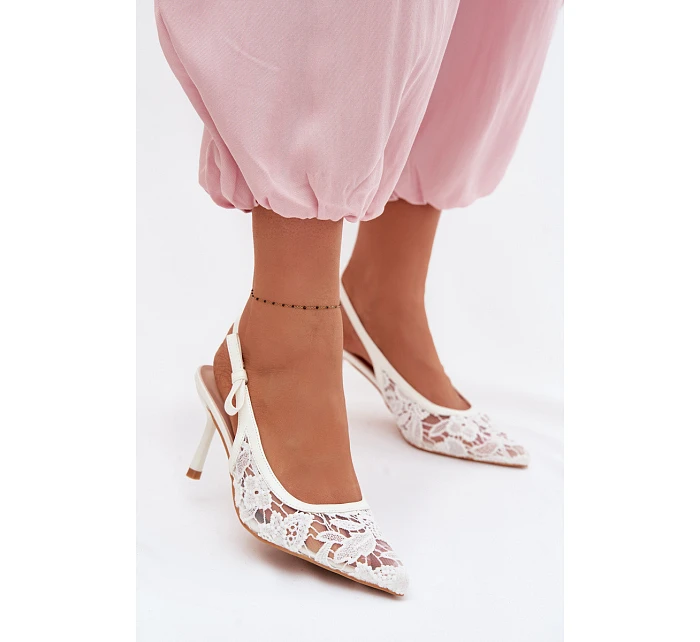 Dámské sandály na podpatku s krajkou bílé Pelivelle