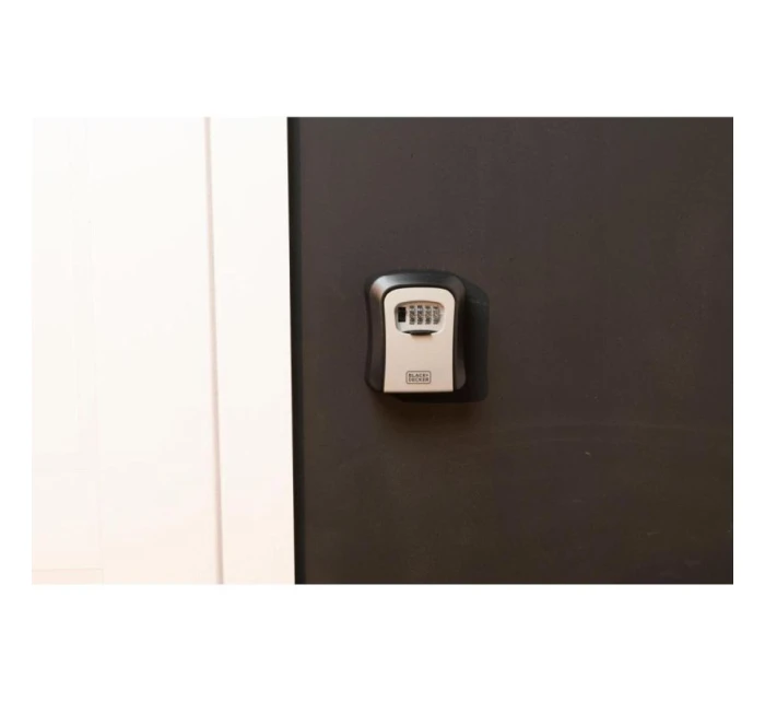 NA NA 4 BLACK + model 21830618