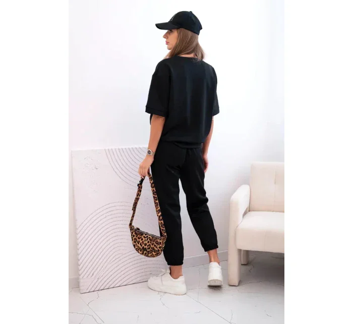 Dámský viskózový komplet s krátkým rukávem a nohavicemi černý Dámský viskózový komplet s krátkým rukávem a nohavicemi černý