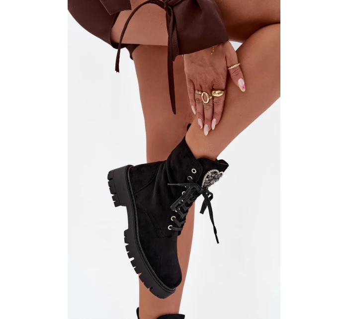 Dámské zateplené workery z eko semiše s bižuterní ozdobou – černé Miryssa Dámské zateplené workery z eko semiše s bižuterní ozdobou – černé Miryssa