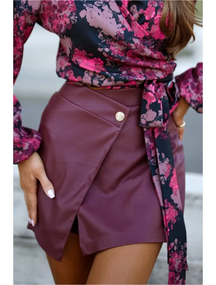 Kraťasy s sukňovou dolní částí model 219505 LaBalancia