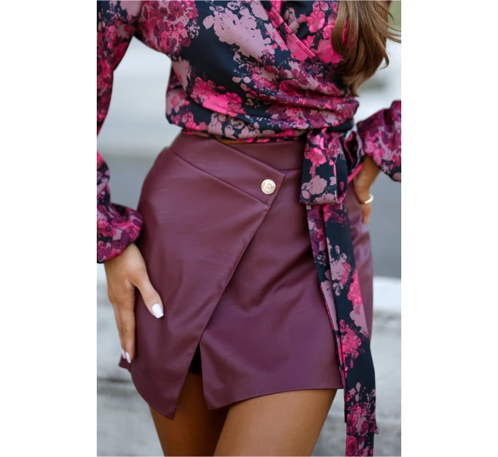 Kraťasy s sukňovou dolní částí model 219505 LaBalancia