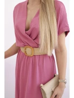 Dlouhé šaty s ozdobným páskem tmavě růžová