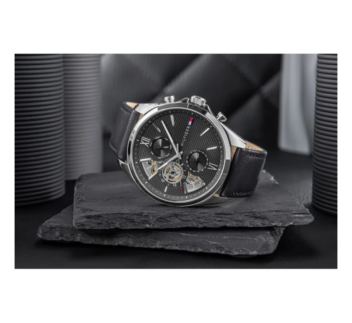 Pánské hodinky Tommy Hilfiger Baker Open Heart 1710644 + BOX Pánské hodinky Tommy Hilfiger Baker Open Heart 1710644 + BOX