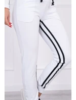 Sada s dvojitými pruhy bílé barvy