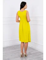 Šaty s širokými ramínky