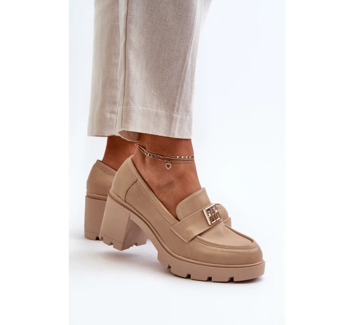 Dámské polobotky na masivním podpatku s ozdobou Beige model 21655247 - Boto