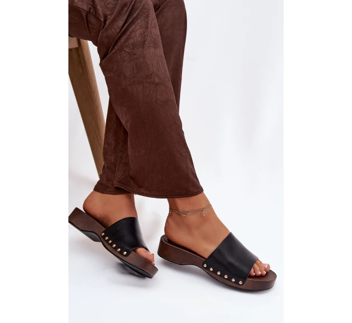 Dámské pantofle se zlatými černé model 21918782 - Boto