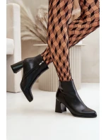 Hladké dámské boty na podpatku z eko kůže zateplené černé model 21669066 - Boto Hladké dámské boty na podpatku z eko kůže zateplené černé model 21669066 - Boto