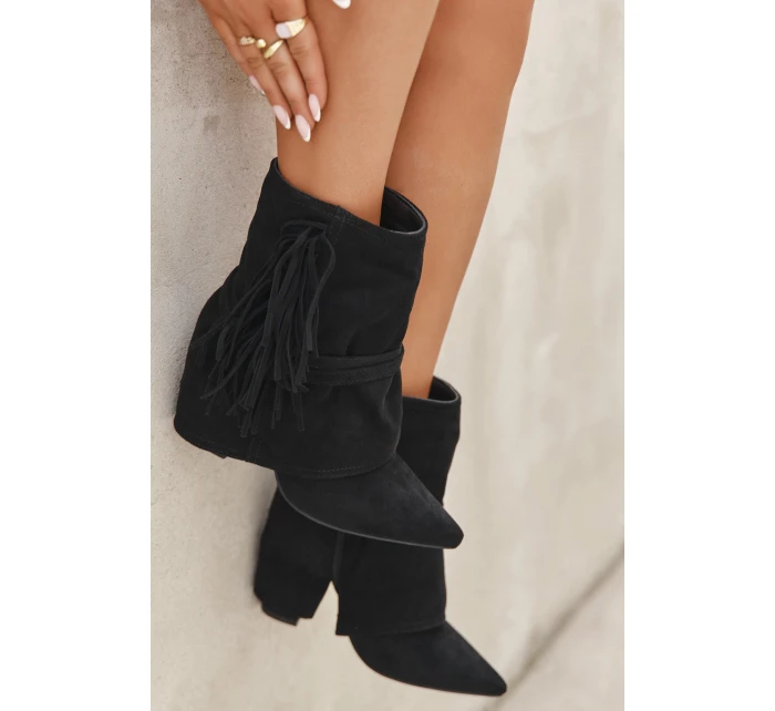 Dámské kotníkové boty na sloupku s třásněmi a zlatými přezkami Evelisse – černé