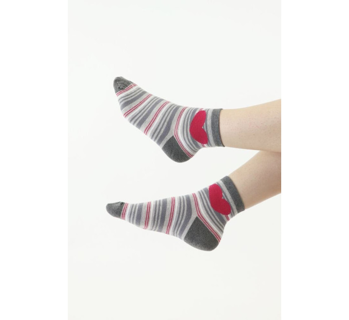 Dámské ponožky 113 šedé s pruhy