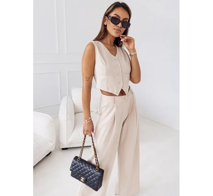 Elegantní béžový dámský komplet - krátká vesta a široké kalhoty (VE90) Elegantní béžový dámský komplet - krátká vesta a široké kalhoty (VE90)