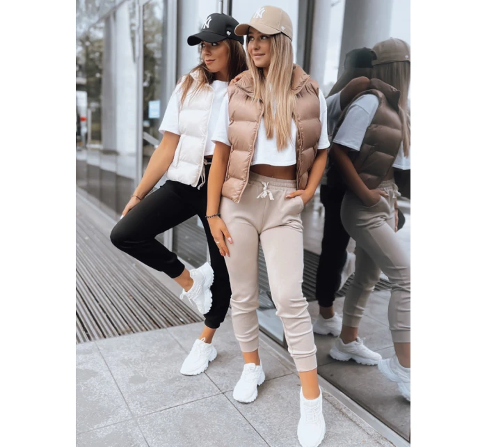 Dámské tepláky joggers beige Dstreet model 21970566 - FashionStreet Dámské tepláky joggers beige Dstreet model 21970566 - FashionStreet