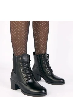 Boty na podpatku  model 221646 Solea