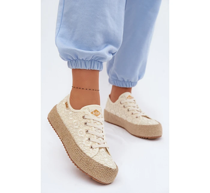 Krajkové tenisky Espadryle na platformě Lee Cooper LCW-26-31-4328 Béžové
