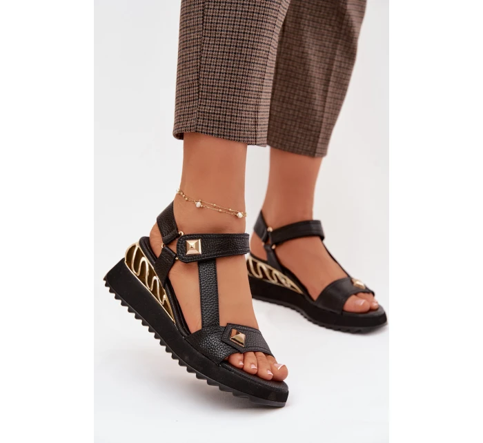 Kožené dámské sandály na platformě model 22031858 Černé - D&A Kožené dámské sandály na platformě model 22031858 Černé - D&A