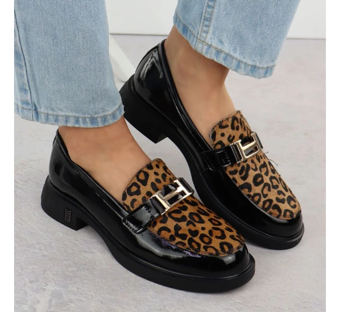 Kožené boty s leopardím vzorem lakované černé model 21904738 - VINCEZA