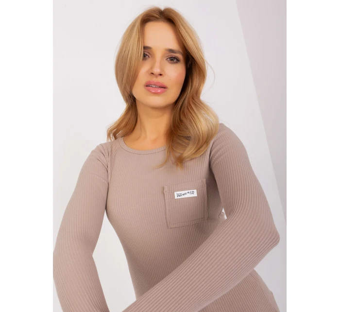 Bluzka RV BZ model 19069371 ciemny bezowy - FPrice Bluzka RV BZ model 19069371 ciemny bezowy - FPrice