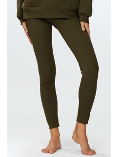 Dkaren Oseye-Le barva:khaki