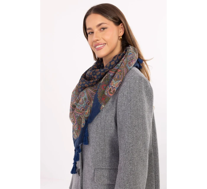 Šátek  model 223052 AT