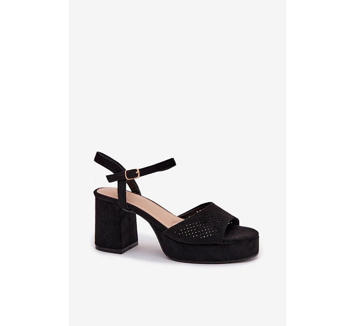 Sandály na podpatku  model 226333 Step in style